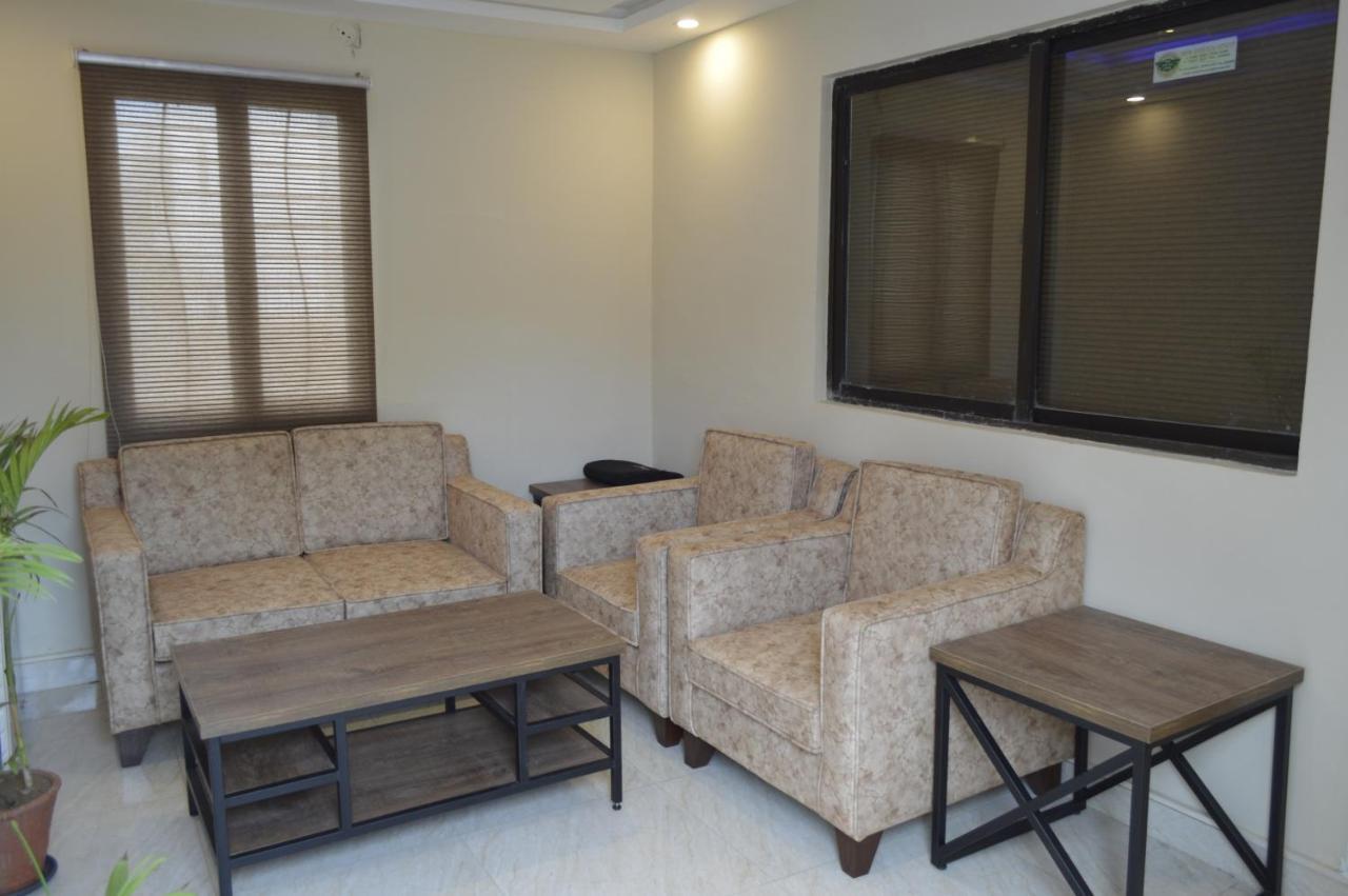 New Shelton Guest House Islamabad Extérieur photo