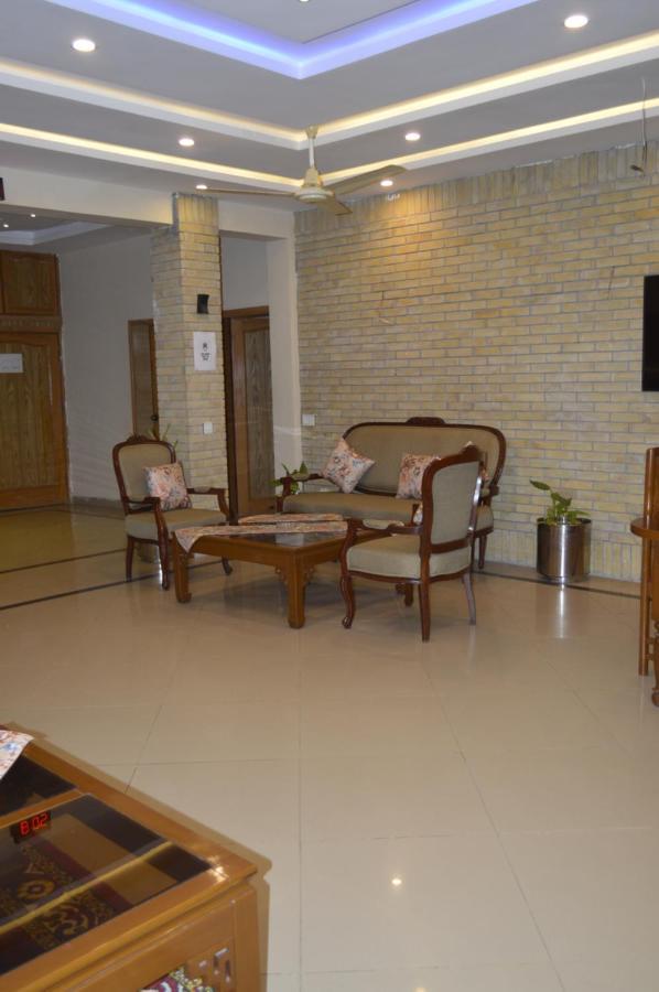 New Shelton Guest House Islamabad Extérieur photo