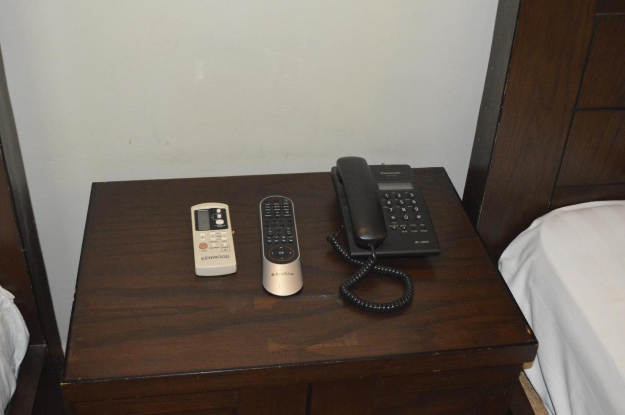 New Shelton Guest House Islamabad Extérieur photo