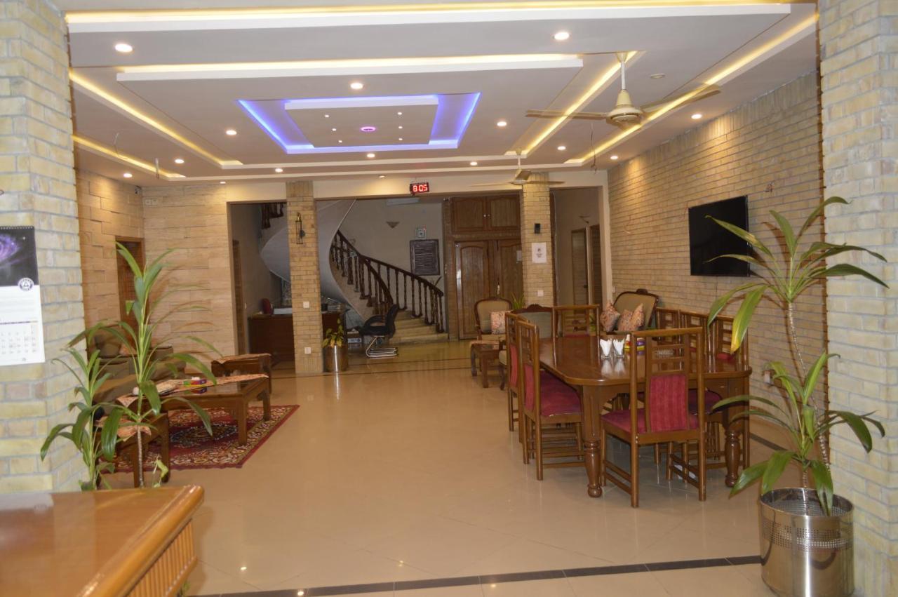 New Shelton Guest House Islamabad Extérieur photo