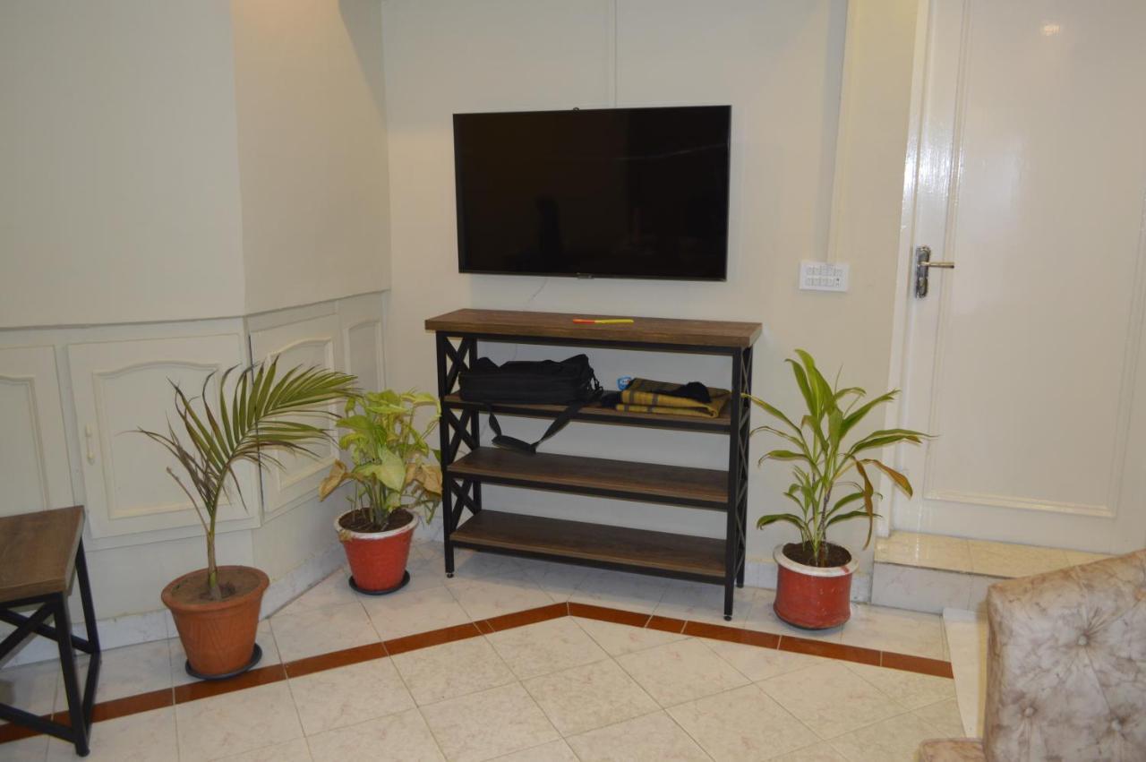 New Shelton Guest House Islamabad Extérieur photo