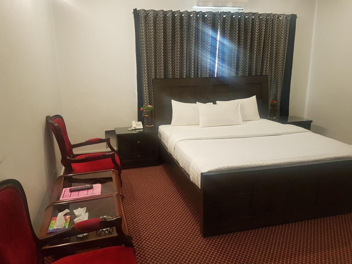 New Shelton Guest House Islamabad Extérieur photo