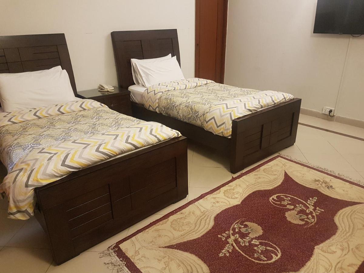 New Shelton Guest House Islamabad Extérieur photo